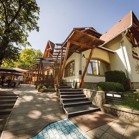 Hotel Szeifert Sovata Exterior foto