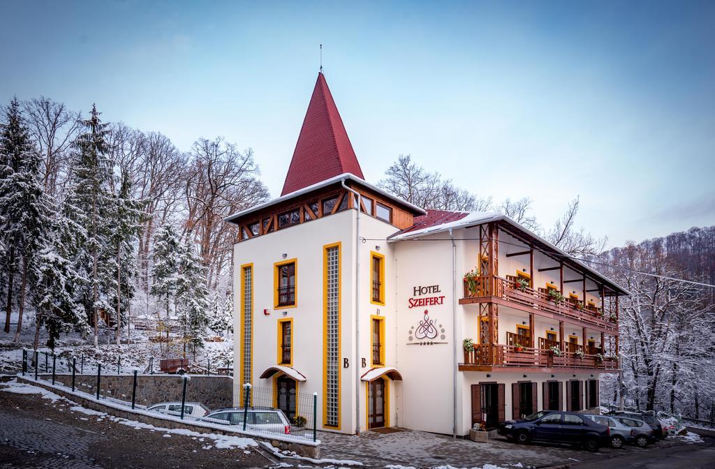 Hotel Szeifert Sovata Exterior foto